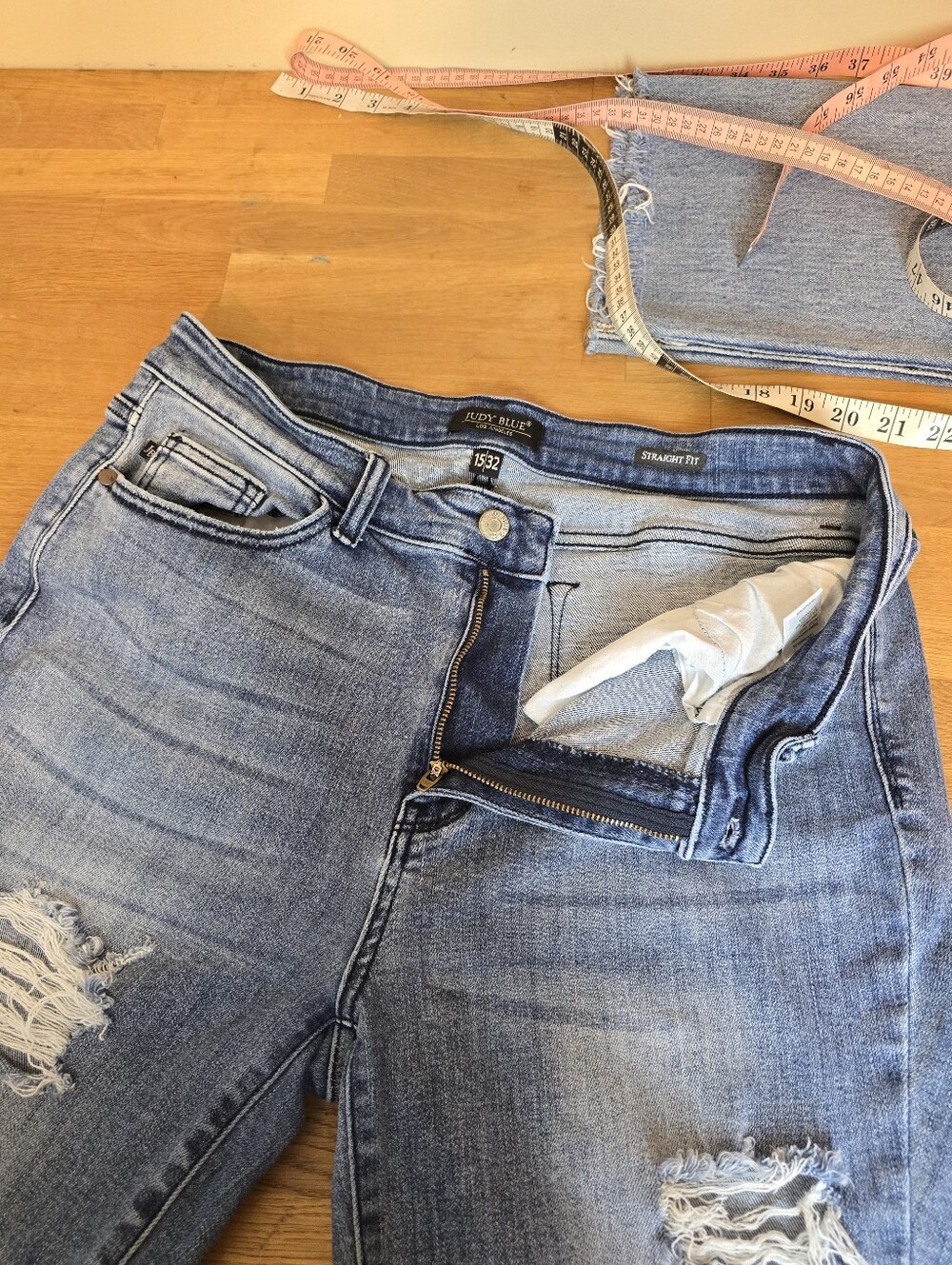 Judy Blue Destroyed Straight Fit Jeans JB82425 15/32 - Picture 10 of 12